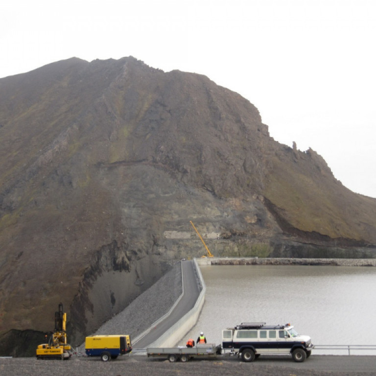 Við Kárahnjúkavirkjun í sept 2009