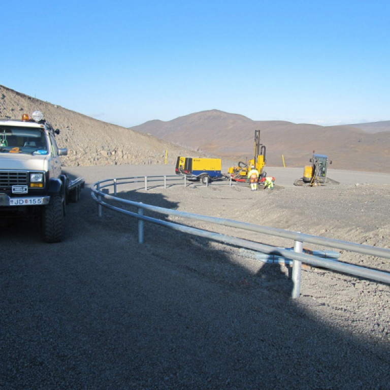 Við Kárahnjúkavirkjun í sept. 2009