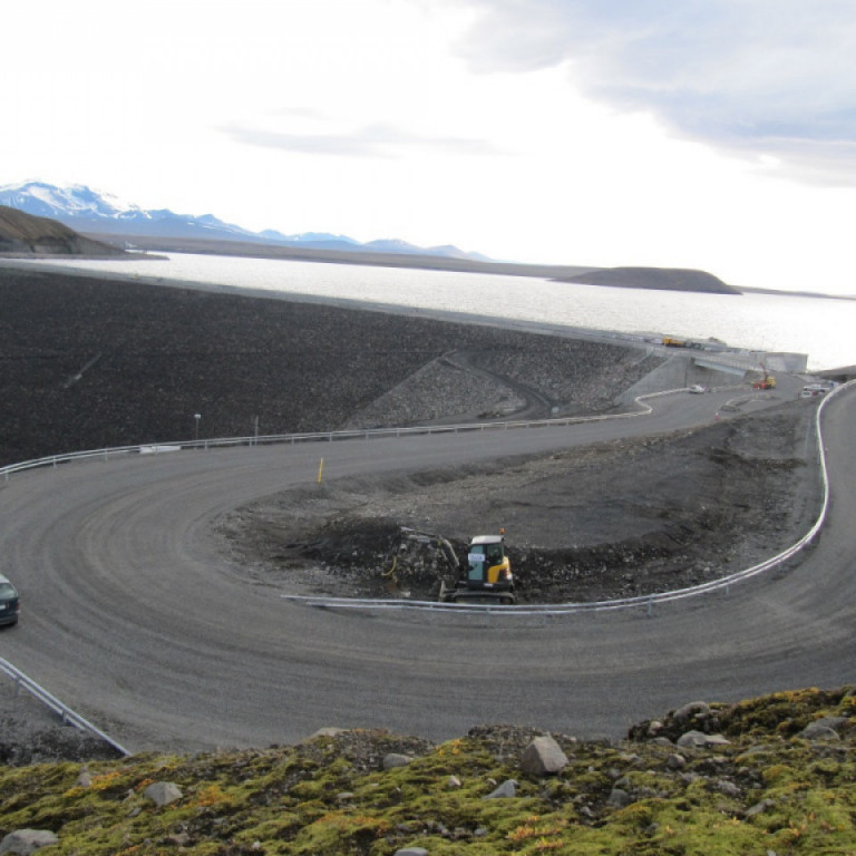 Við Kárahnjúkavirkjun í sept. 2009