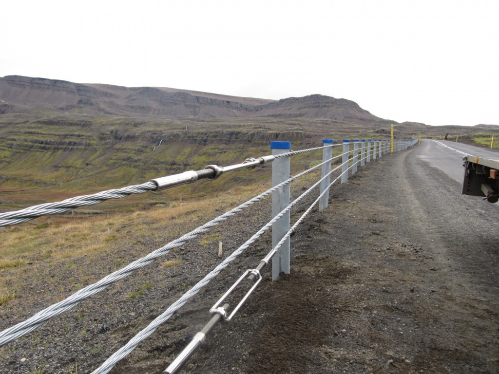 Slope vegrið á Fjarðarheiði okt 2010